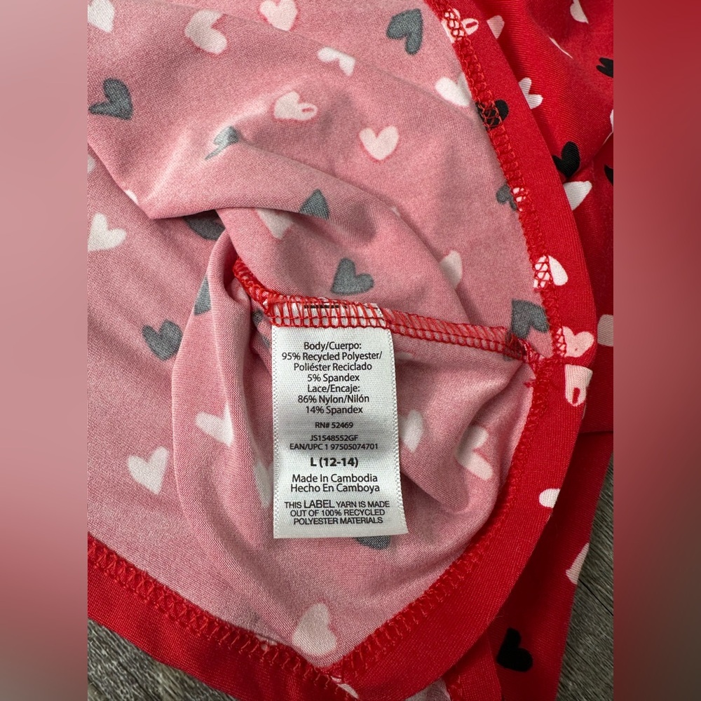 NWT Joyspun Woman's Red Hearts & Lace trim sz L 12-14 Nightgown - Picture 3 of 4